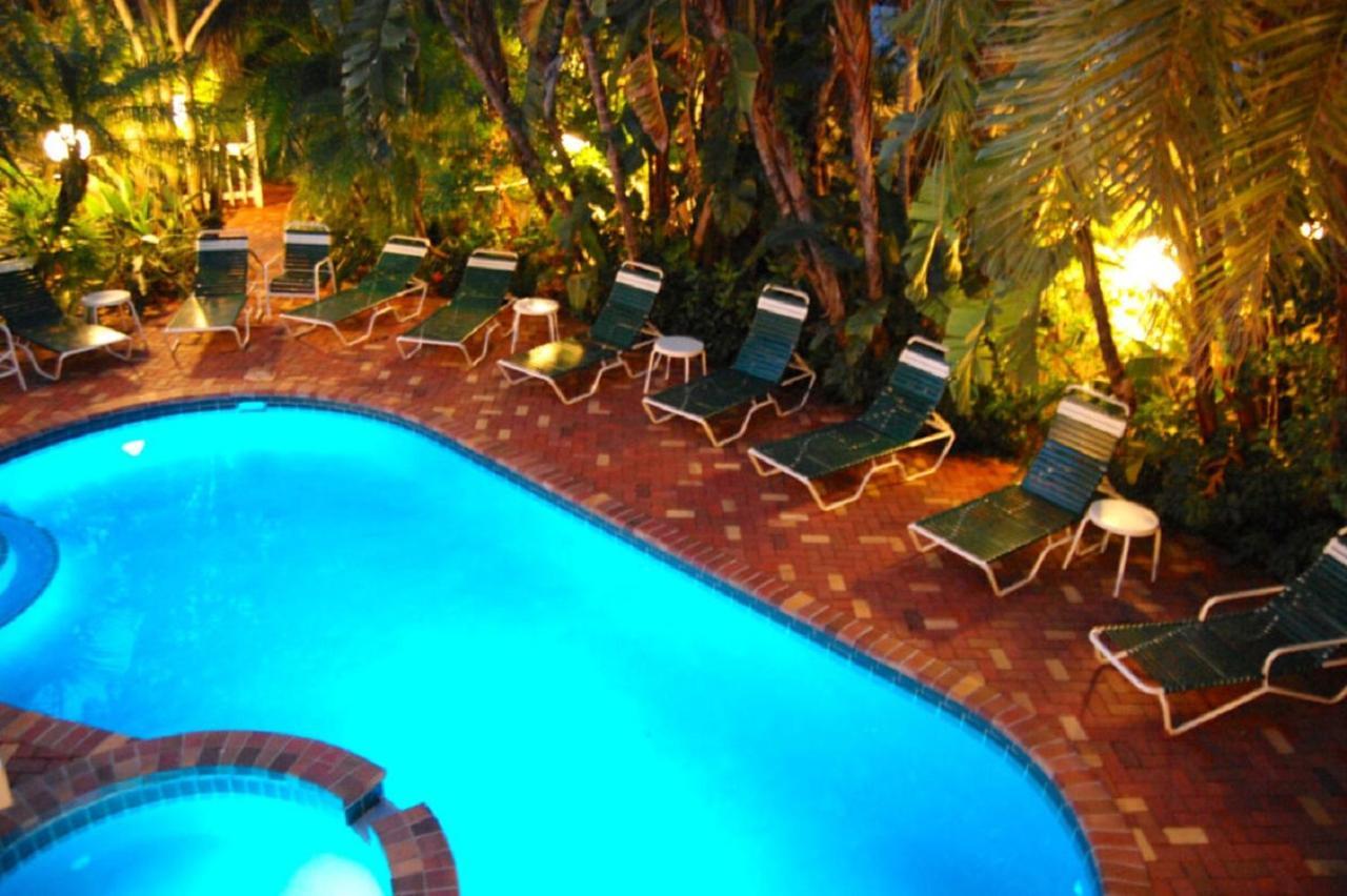 Siesta Palms By The Beach เซียสตาคีย์ ภายนอก รูปภาพ